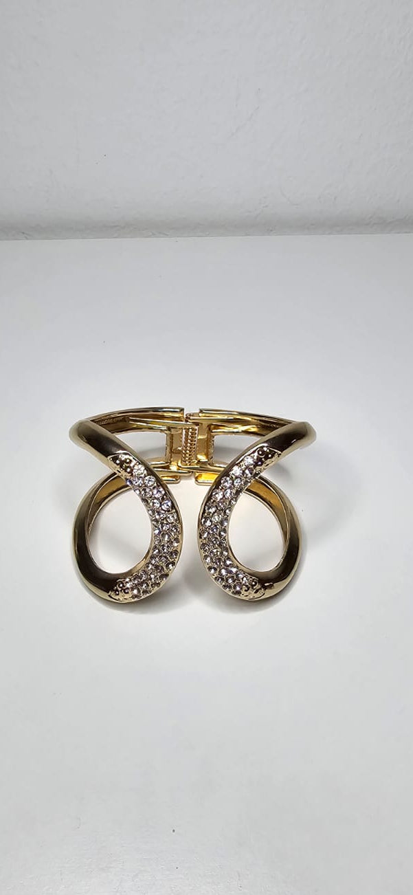 STAINLESS STEEL BANGEL BRACLET